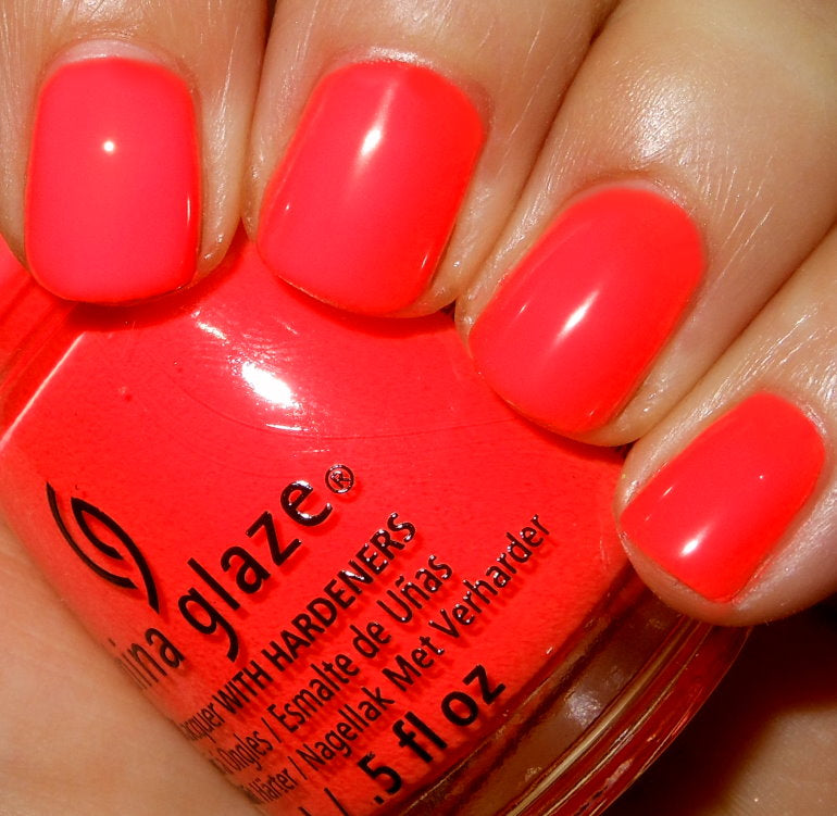 China Glaze - Red'y To Rave 0.5 oz (#82603)