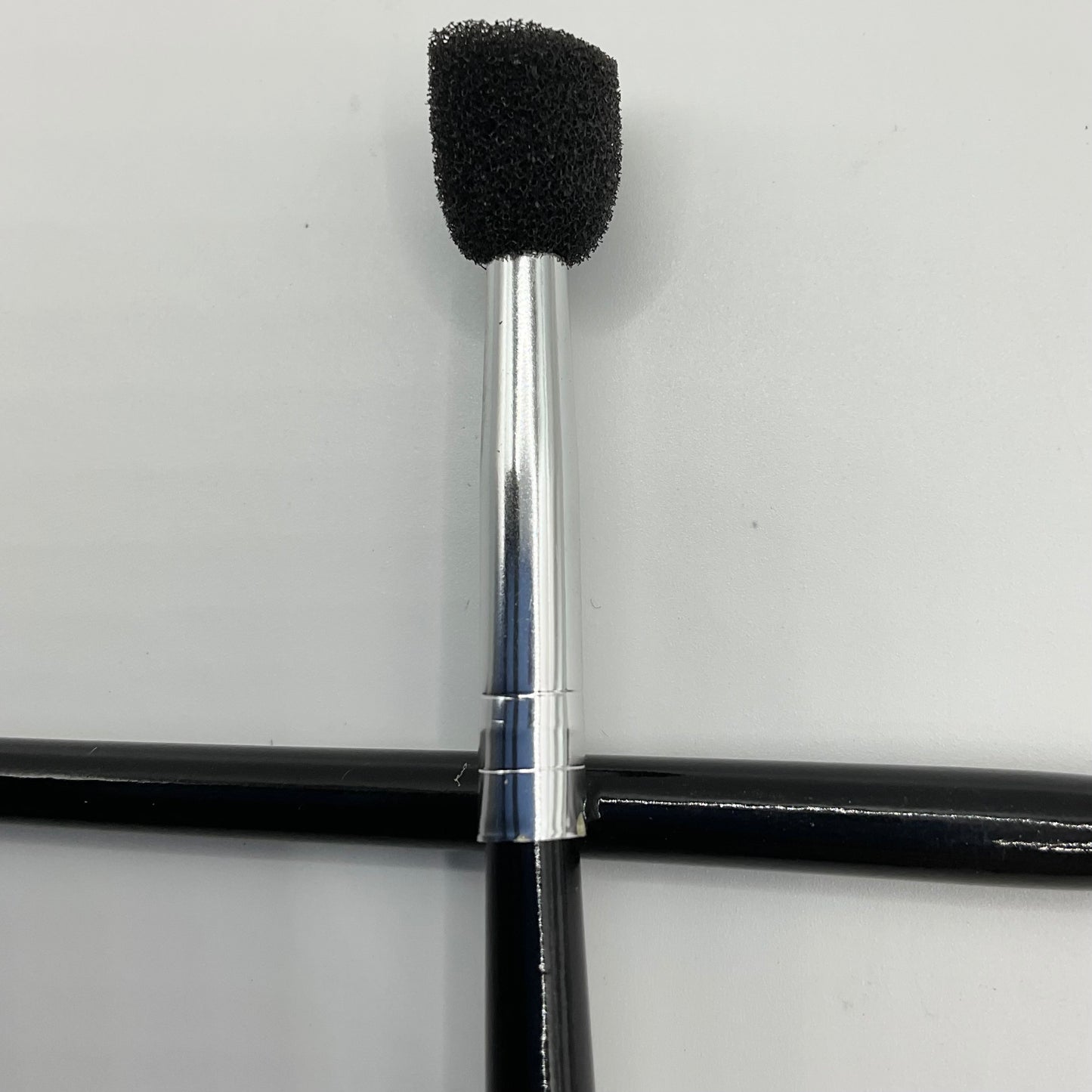 Smudge Brush, Pointed Sponge Applicator Flawless Blending, Smooth Finish, Synthetic Sponge, Soft Feel, Comfortable Grip, Professional Application