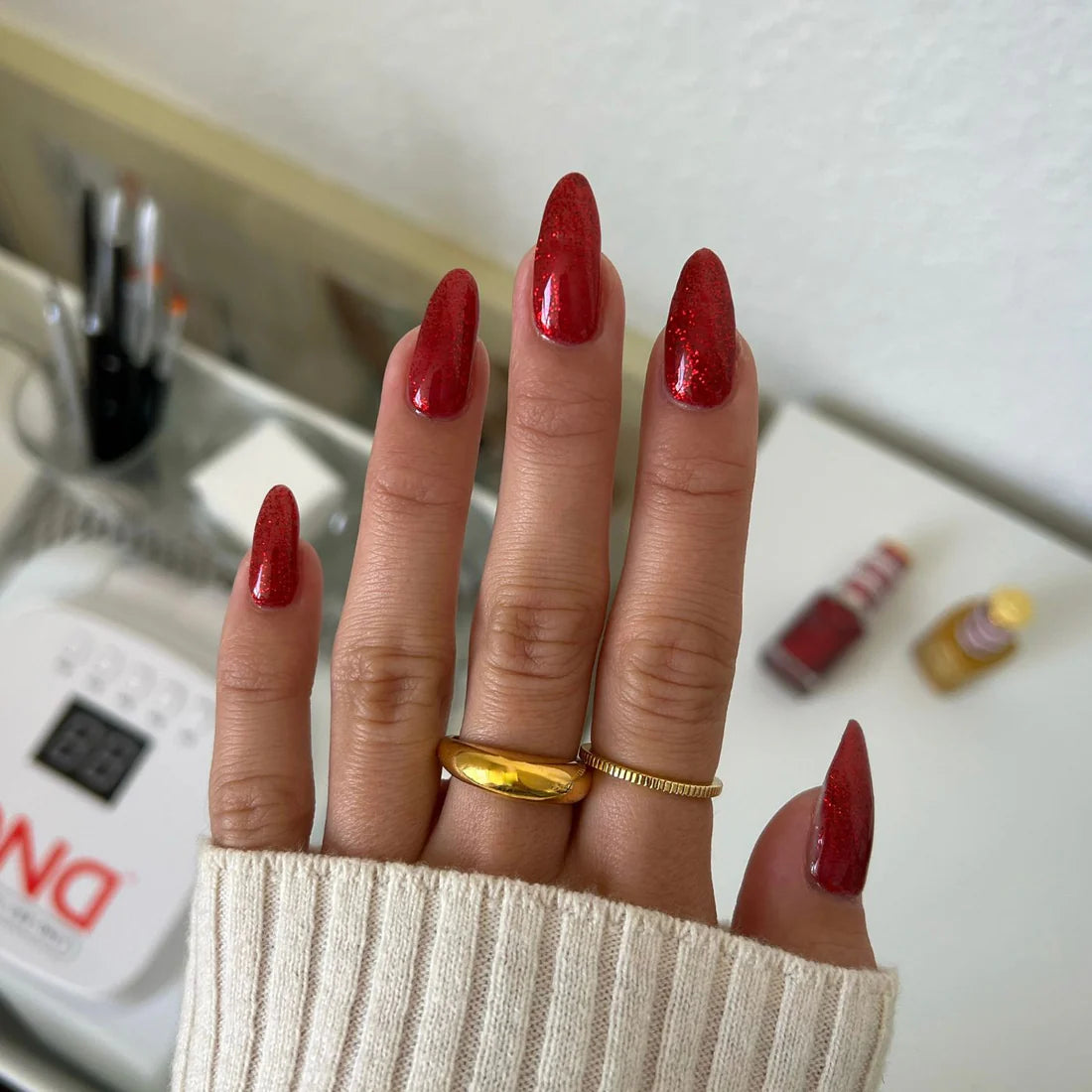 SIP N’ GLITZ DIVA #035