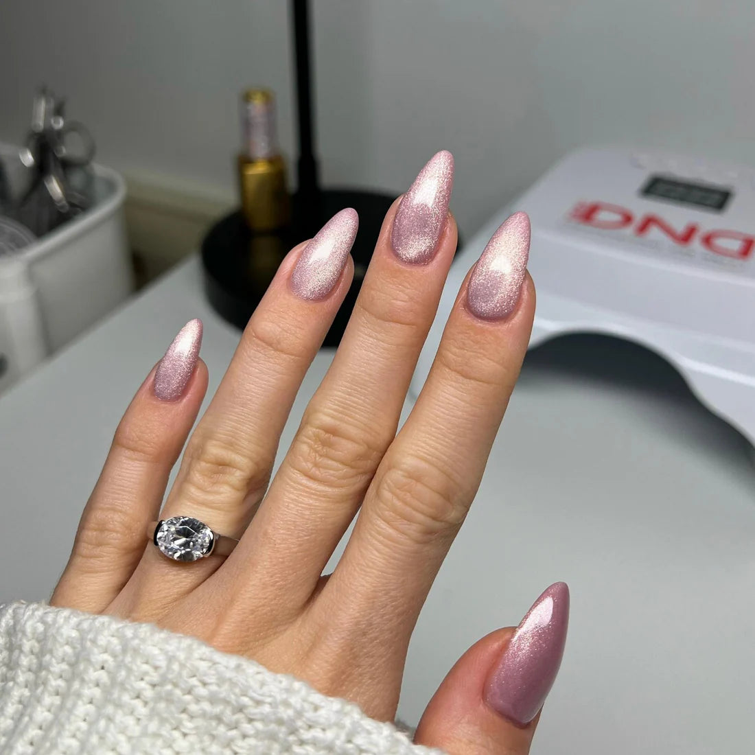 DIVA 9D CAT EYE DAYDREAM #28 - JUST KITTEN