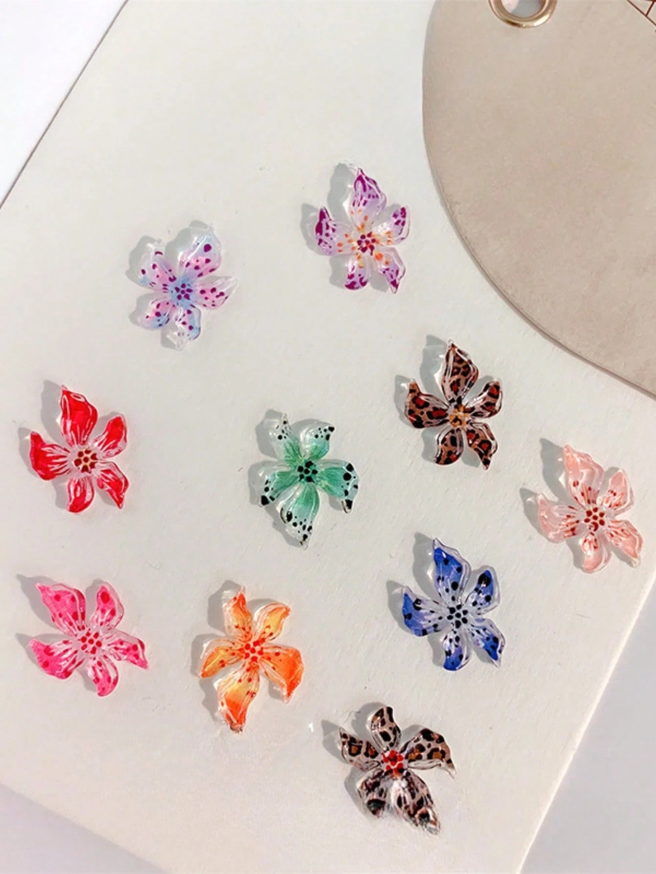 20PCS 3D Soft Carved Ice Crystal Resin Lily Flower Nail Charms,Odorless, Unscented Nail Art Decorations For DIY Crafts And Nail Salon Supplies