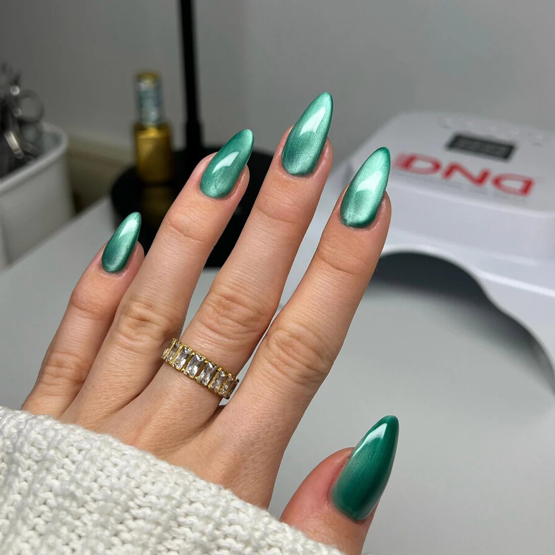 DIVA 9D CAT EYE GLASSBALL #11 - SEA GLASS