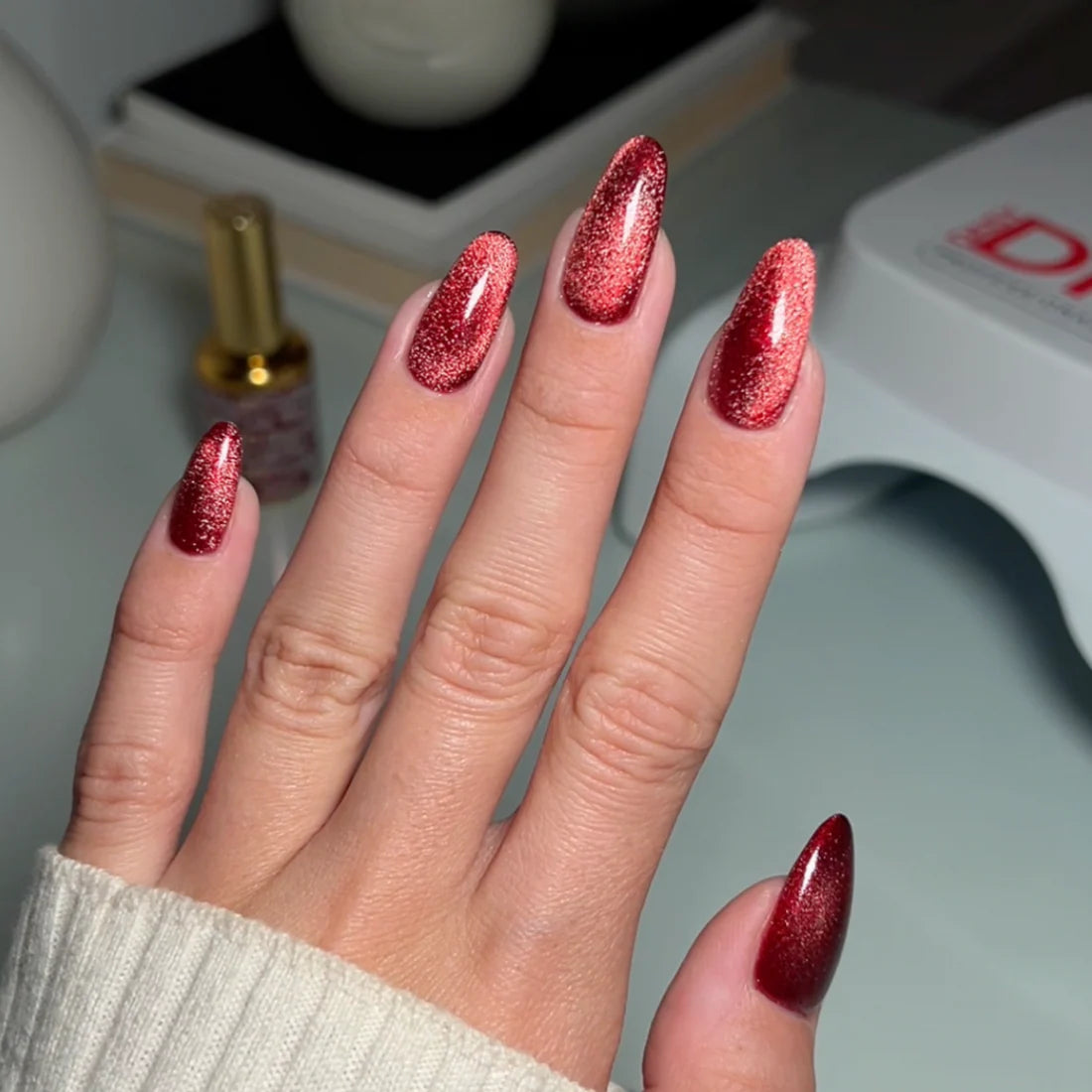 Dc 9D CAT EYE SMOOTHIE #06 - WINE N’ LUST