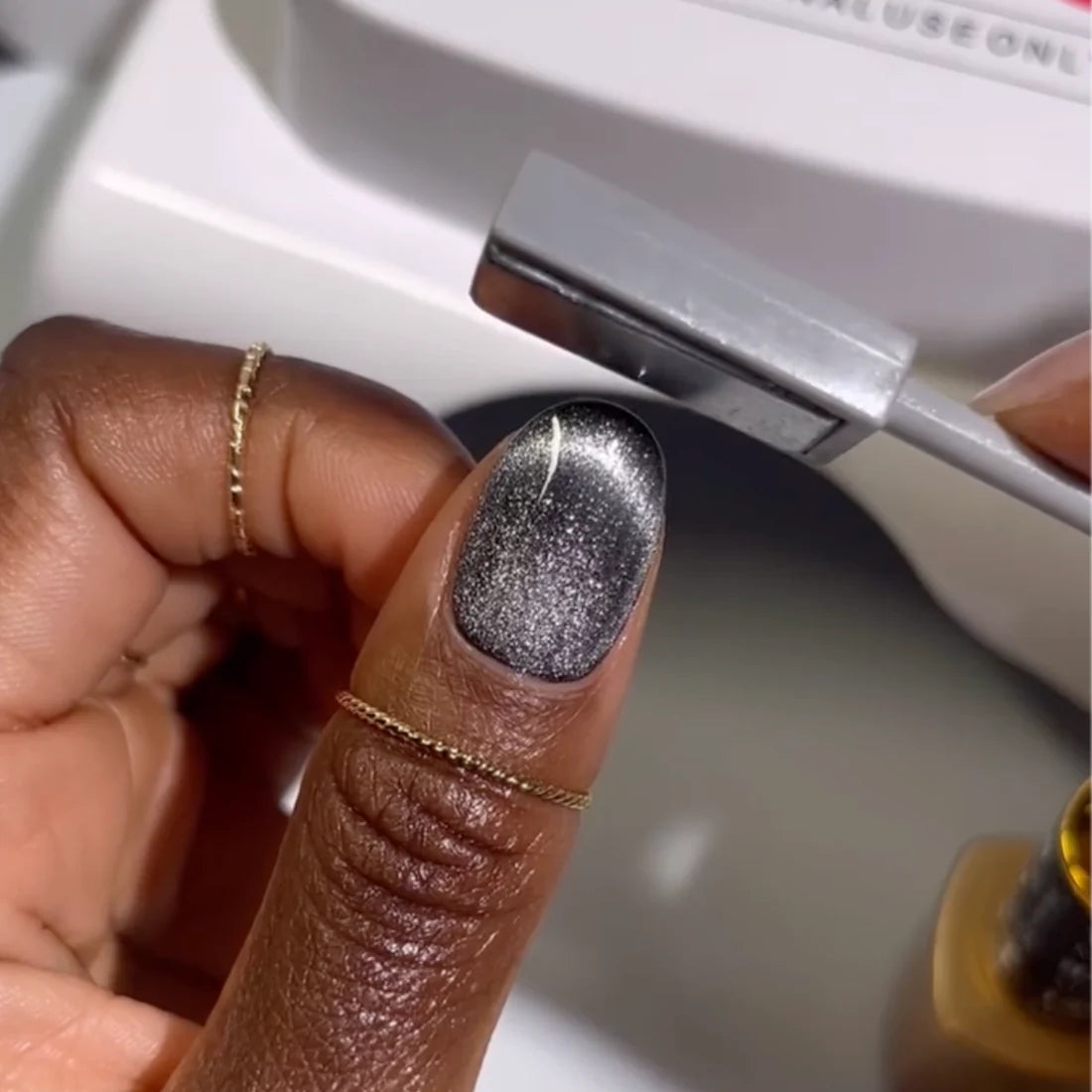 Dc 9D CAT EYE SMOOTHIE #09 - SILVER LYNX