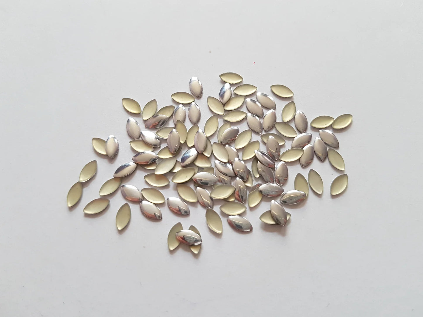 Metal Decoration Studs - Nail Art/Crafts - 6mm - Oval - Rainbow (100pcs)