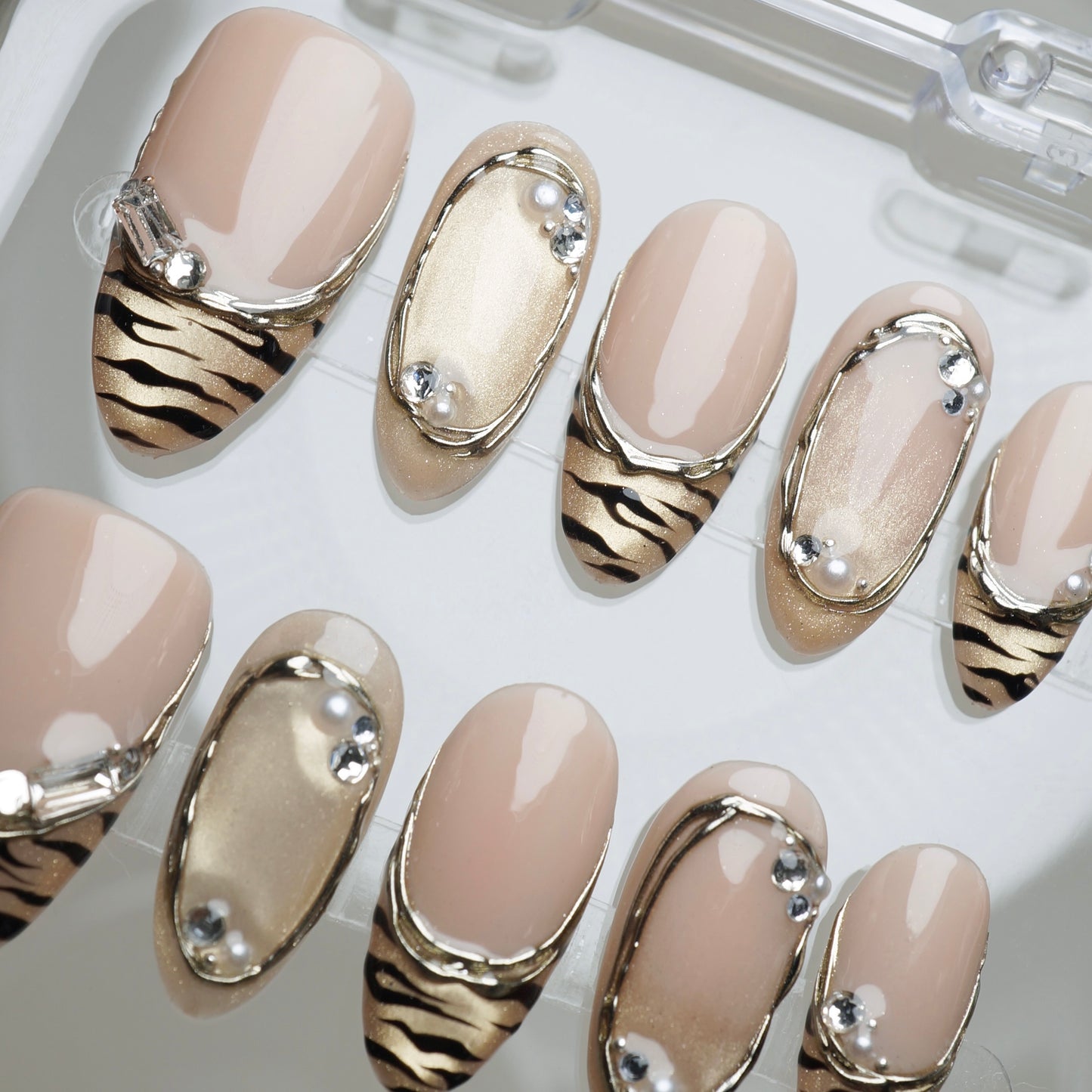 Unimax - Donailsart - Tiger Print (1pcs)