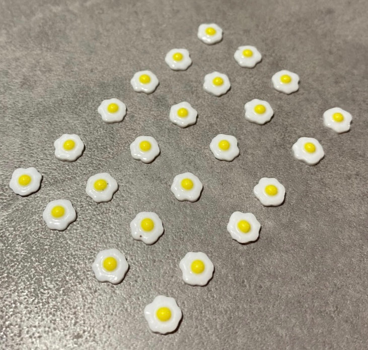 Miniature fried eggs