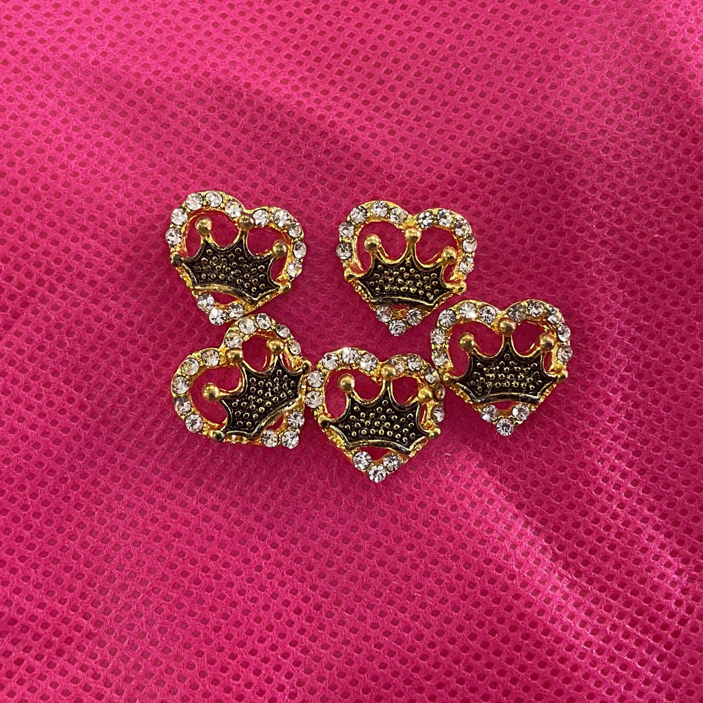 Heart with a Crown in the Middle (6pcs/1pack)