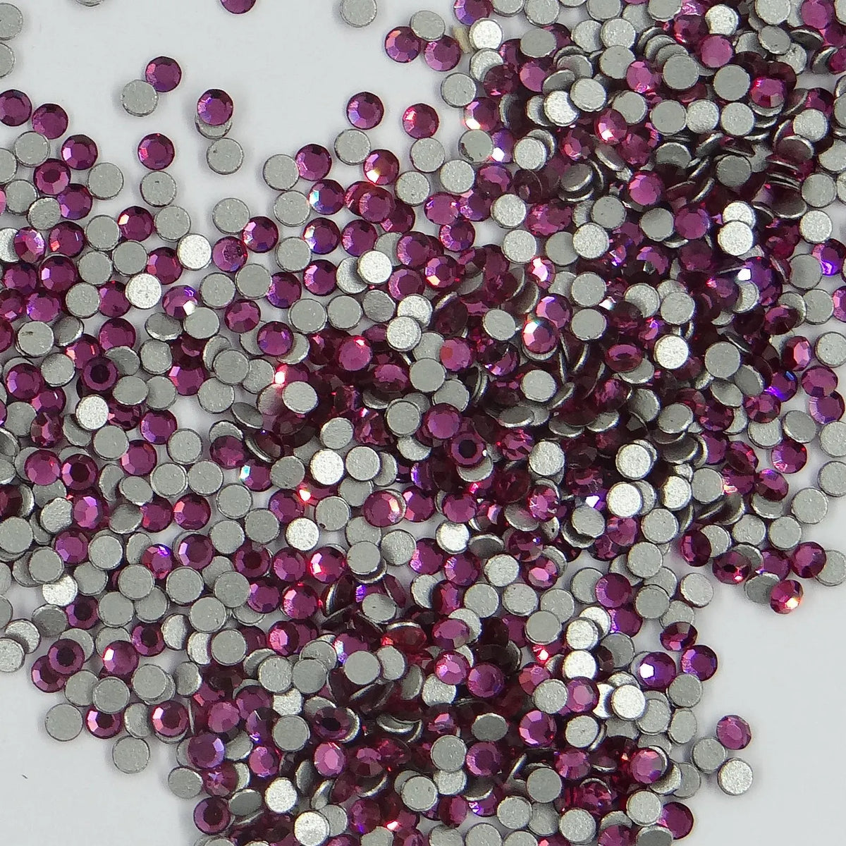 Swarovski flat back 2mm FUCHSIA SS8 (1pcs/pack)