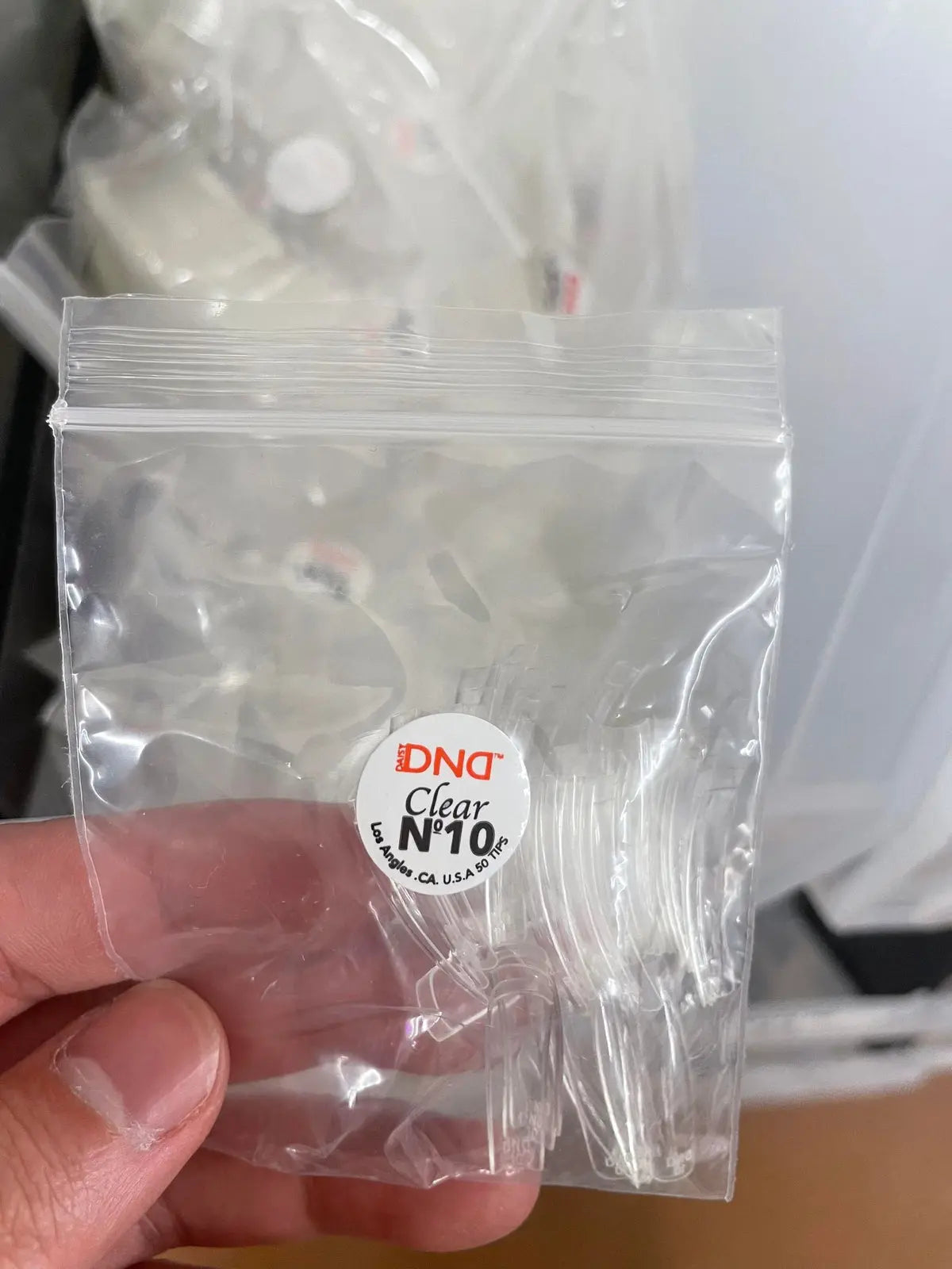 DND NAIL TIPS CLEAR 1PK - SIZE 10/50pcs